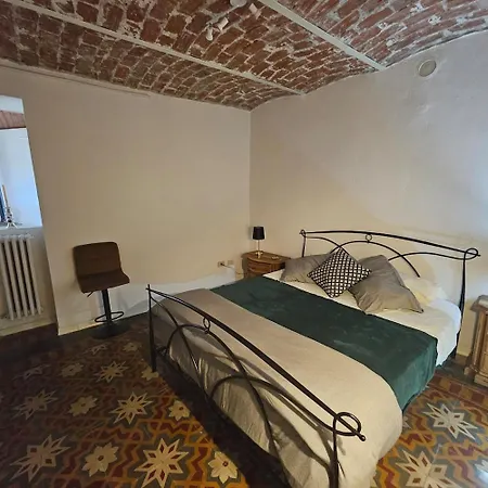 Apricot Tree Loft Апартаменты